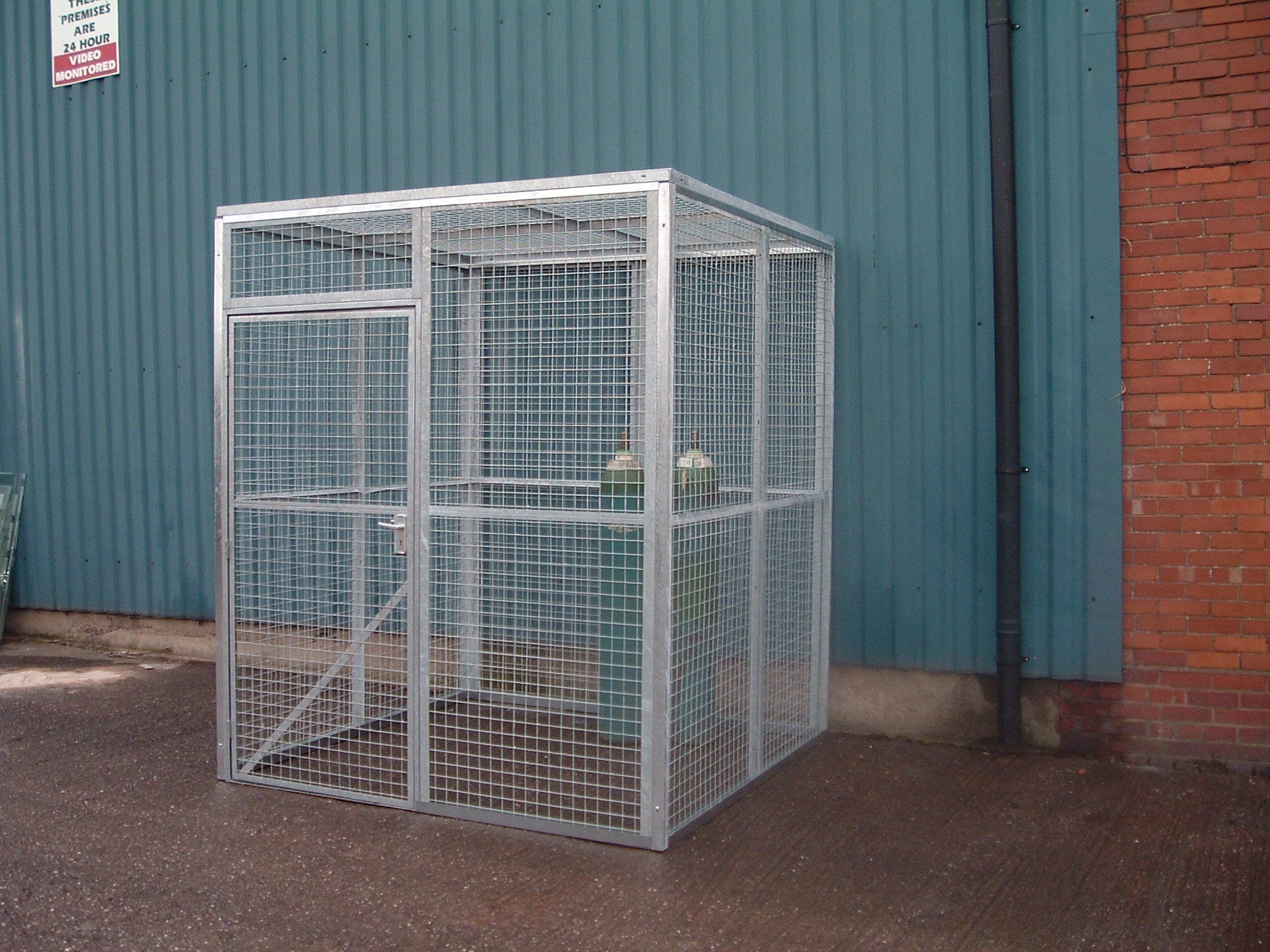 Mesh Storage Cages